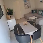 Le Colisee, Superbe Rez De Jardin Renove Avec Parking, Clim Et Wifi Apartament