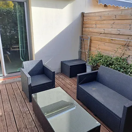 Le Colisee, Superbe Rez De Jardin Renove Avec Parking, Clim Et Wifi *